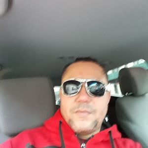 Meet your Posher, Luis